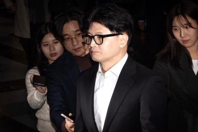 박지원 “김병기 빨리 탈당하고, 수사 받고 돌아오길”